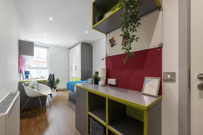 1 bed Flat Share to rent Image 4