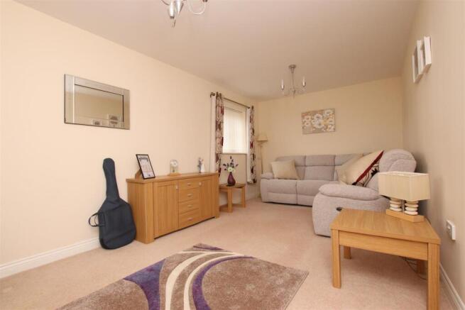 Living Room_.JPG