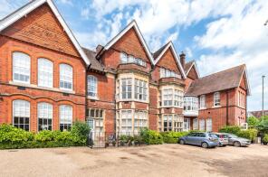 Flat 7, 81 Austen House, North Walls, Winchester SO23 8DA