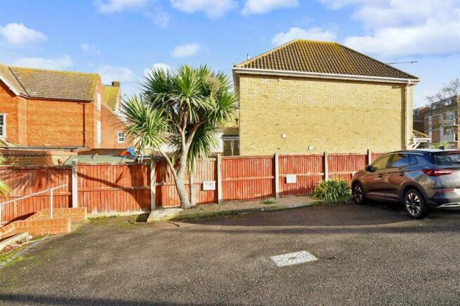 Driveway/Parking
