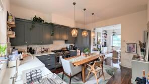 53, Cecile Park, Hornsey, London N8 9AX
