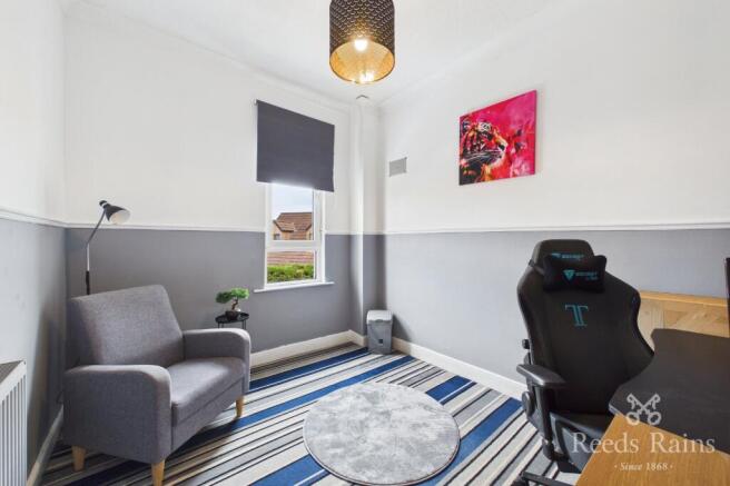 4 bed Semi-Detached for sale Image 11