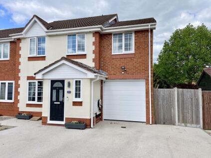 Britannia Gardens, Grange Park, Hedge End, SO30