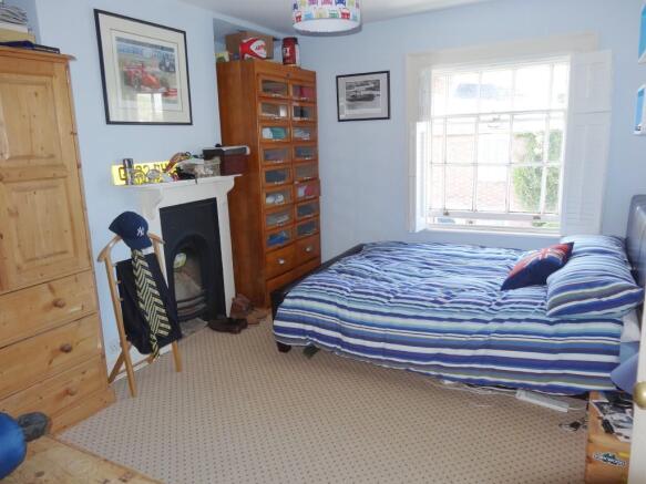 Photo 10