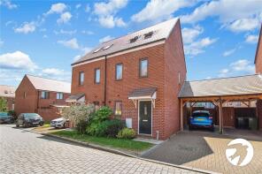 3, Chalk Dene, Castle Hill, Swanscombe DA10 1AB