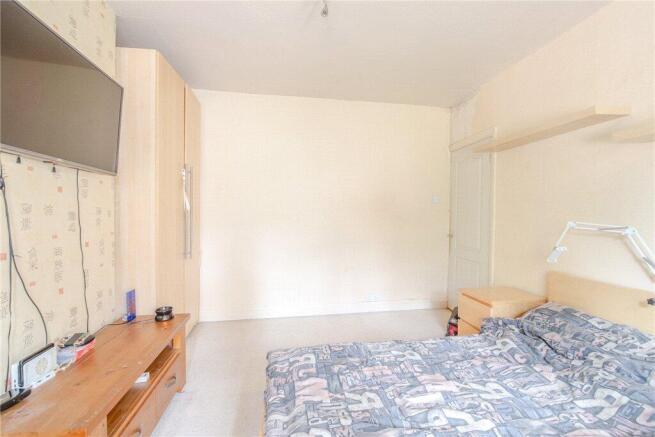 3 bed Semi-Detached for sale Image 6