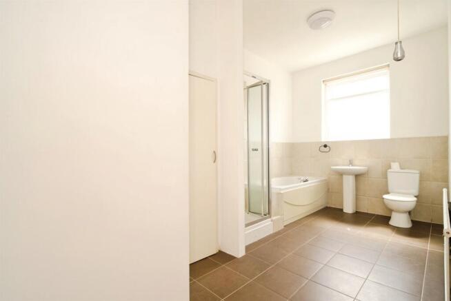 2 bed Terraced for sale Image 11