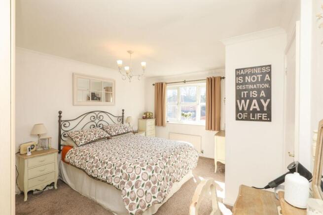 3 bed Detached for sale Image 12