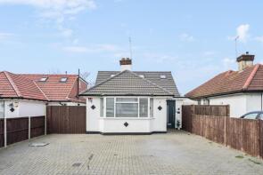 18, Hazelwood Drive, Pinner HA5 3TT