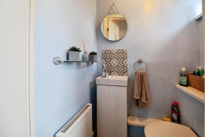 3 bed Terraced for sale Image 6