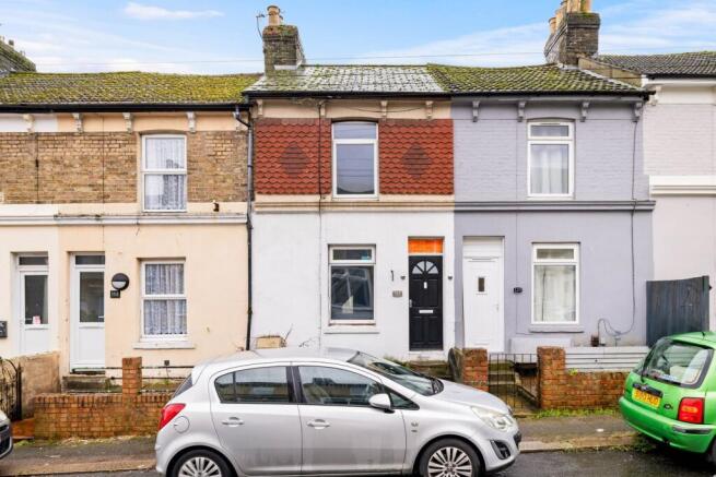 2-bed terraced on Clarendon Street, Dover, CT17, £150,000