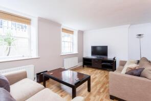 Flat 20a, Warwick Chambers, Pater Street, London W8 6EN