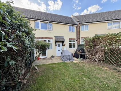 3 Whitwell Court, Offord Cluny, Cambridgeshire. PE19 5AH