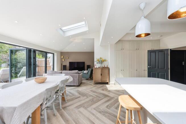 Living/Dining Area