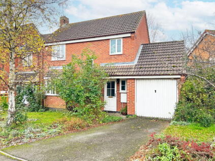 Foxglove Road, Hamilton, Leicester, Leicestershire, LE5 1TD