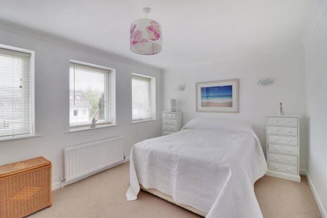 Bedroom 2.jpg