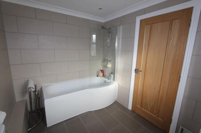 Master Ensuite