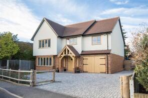 Pendennis, Blackmore Road, Ingatestone CM4 0QX