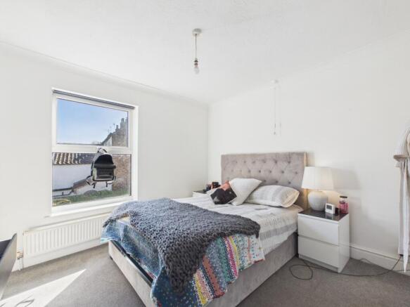 3 bed Terraced for sale Image 8