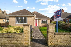 7, Lyngate Avenue, Leicester LE4 3HG