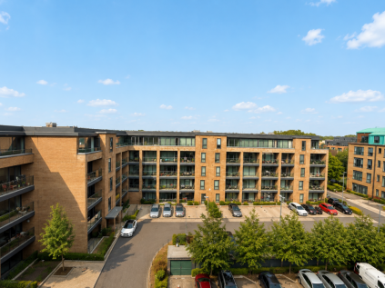 Weston Court, Uxbridge, Uxbridge, UB8