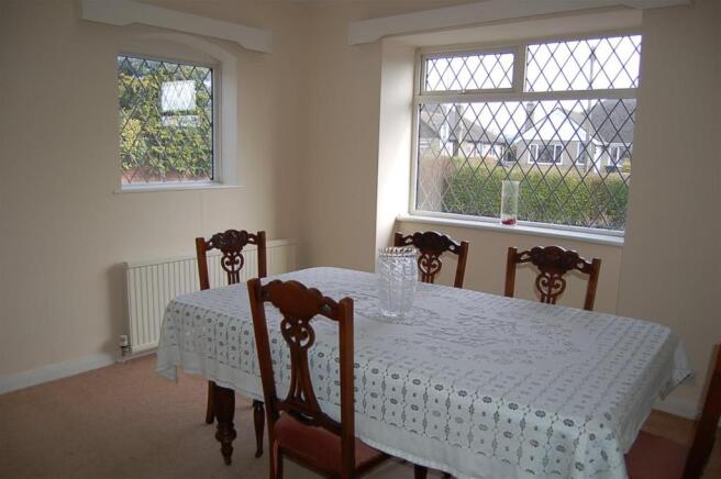 Dining Room/Bedroom 