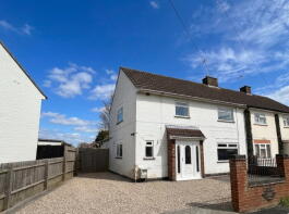 16, Elizabeth Way, Northampton NN6 0LE