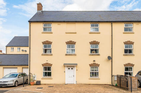 Greenaways, STROUD, GL5