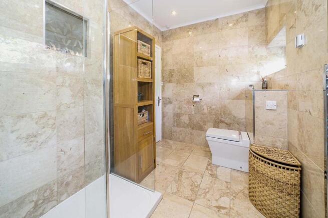 Shower Room/Wc