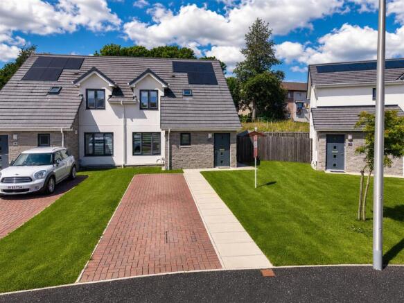 10 Greenfield Crescent Dundee-2.jpg