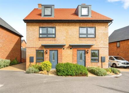 Briggington Way, Leighton Buzzard, Bedfordshire, LU7