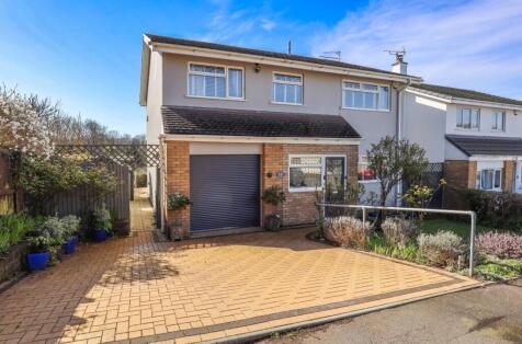 16 Elms Park, Miskin, Pontyclun, Rhondda Cynon Taff, CF72 8PU