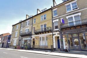 Flat 6, 17, Southgate Street, Winchester SO23 9AA