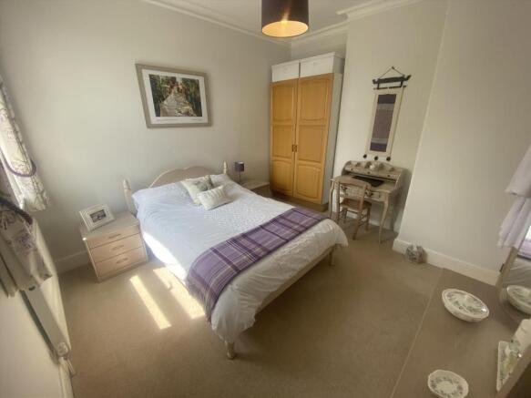 1stFloorBedroom2