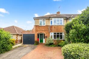 64, Church Mead, Hassocks BN6 8BW