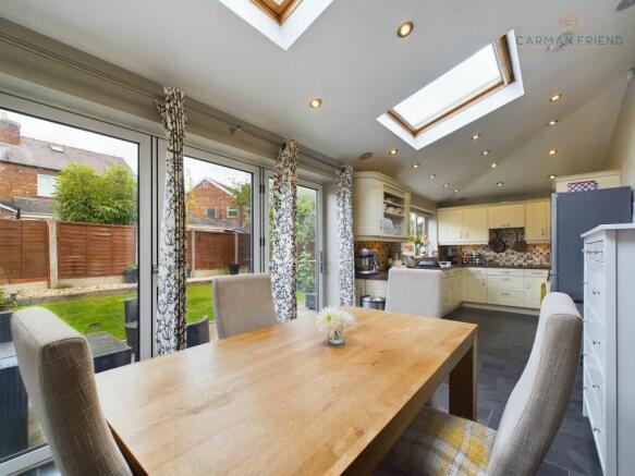 Kitchen/Dining Room