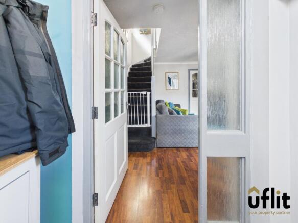3 bed Town House for sale Image 5