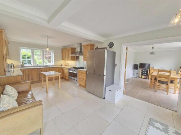 Living Breakfast Kitchen