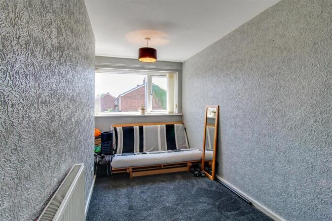 3 bed Terraced for sale Image 9
