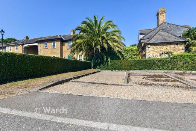 Driveway/Parking