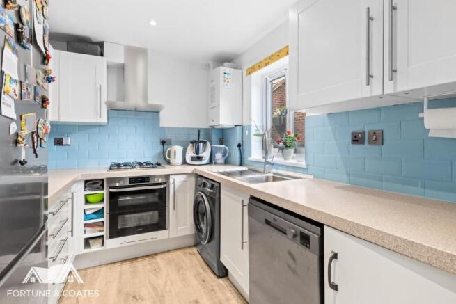 CopshallClose_13.jpg