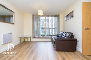 12, Eddystone House, Ferry Court, Grangetown, Cardiff CF11 0AU