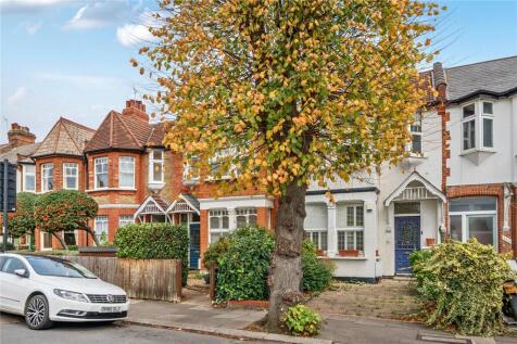 Hazelwood Lane, Palmers Green, London, N13