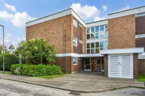 Flat 4, Festival Court, Somerstown, Chichester PO19 6AE