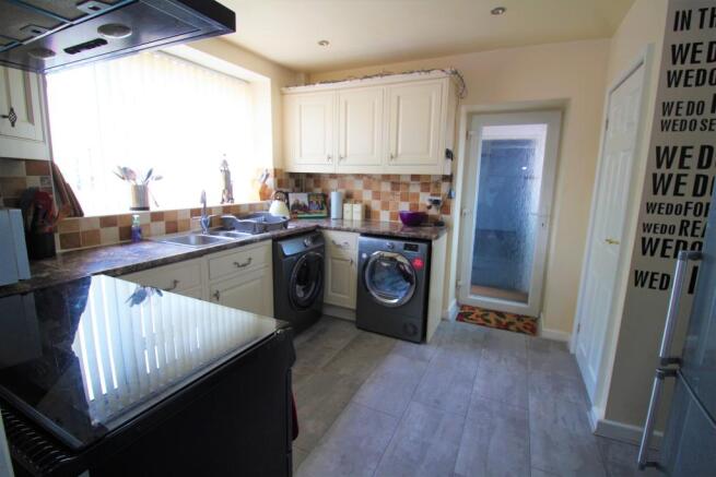 Kitchen 2