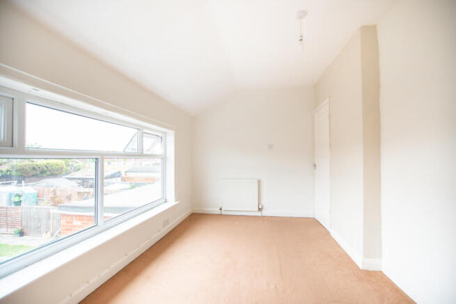 2 bed Terraced to rent Image 10