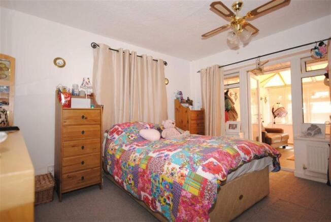 BEDROOM 1