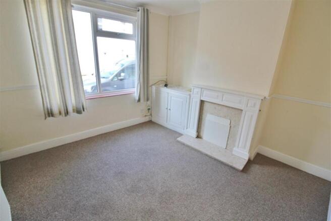 SITTING ROOM