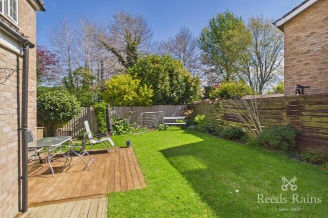4 bed Semi-Detached for sale Image 6