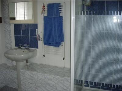 L Shape bathroom